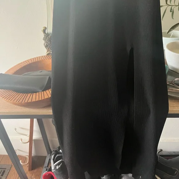 🖤sold🖤Aritzia • Babaton Portside Dress  🖤 - Picture 4 of 8